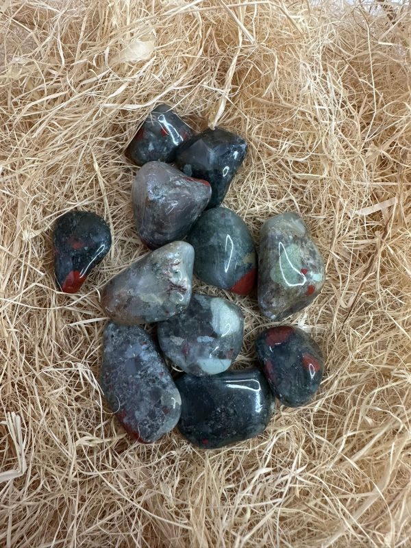 Cristal Heliotrópio Rolado (Pedra de Sangue)
